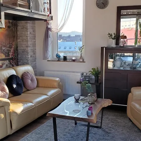 Apart-terrace On Baker Street