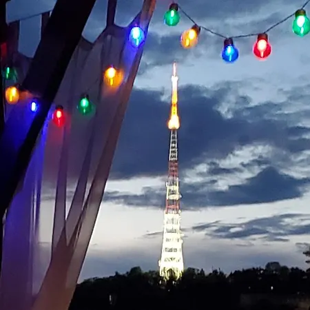 Apart-terrace On Baker Street