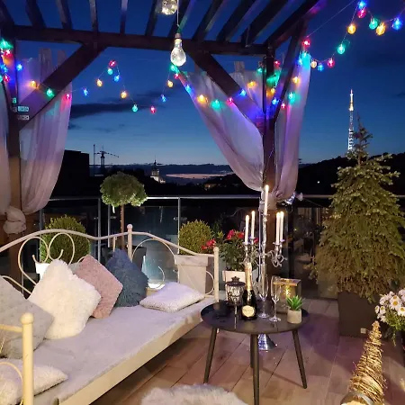 Apart-terrace On Baker Street Apartment