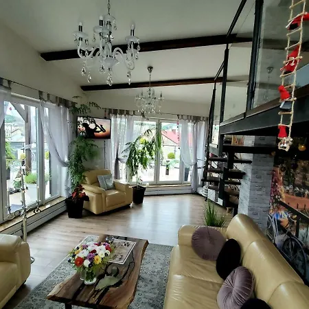 Apart-terrace On Baker Street