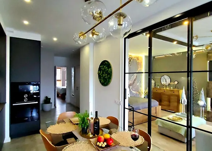 Apart-terrace On Baker Street דירה לבוב