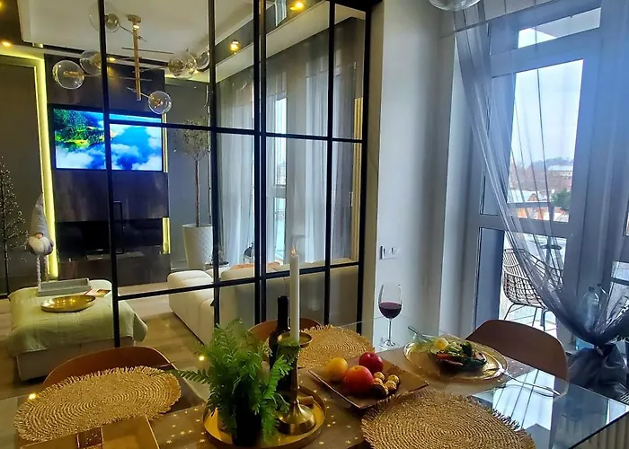 Apart-terrace On Baker Street *