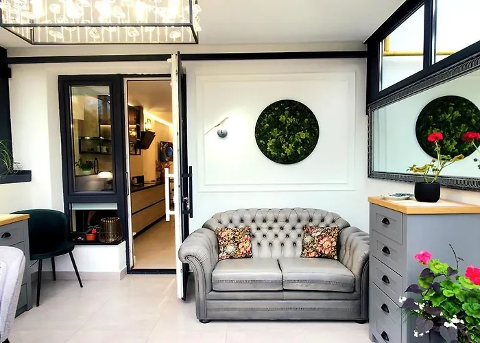 Apart-terrace On Baker Street 利沃夫