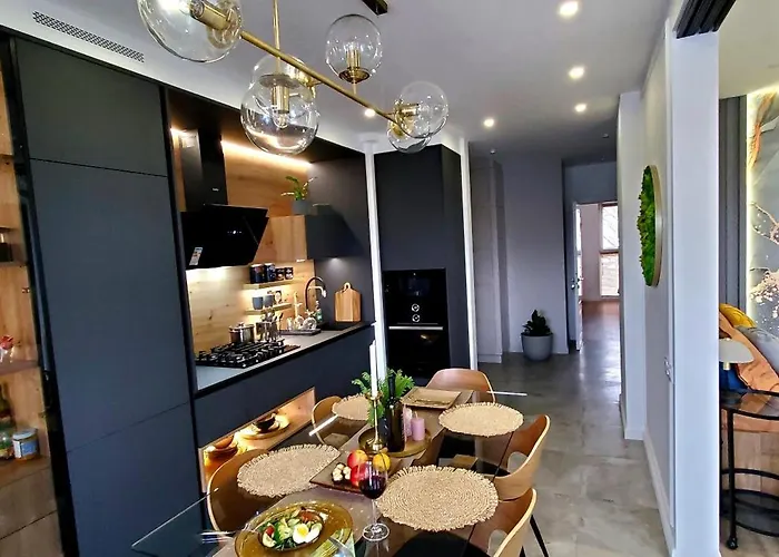 Apart-terrace On Baker Street לבוב