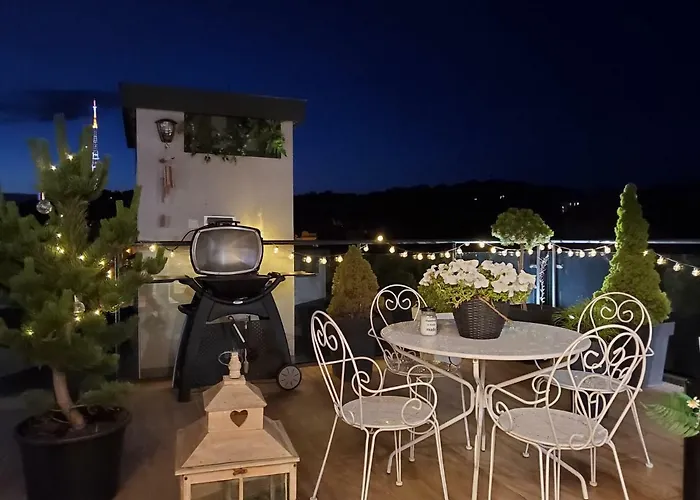 Apart-terrace On Baker Street