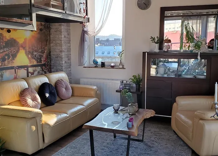 Apart-terrace On Baker Street