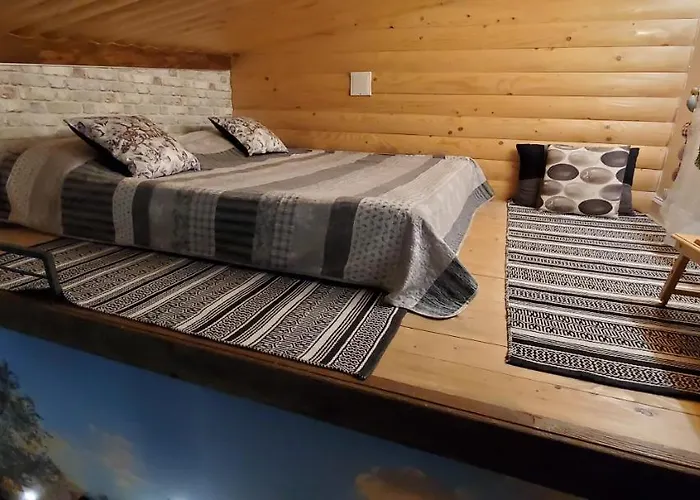 Apart-terrace On Baker Street *