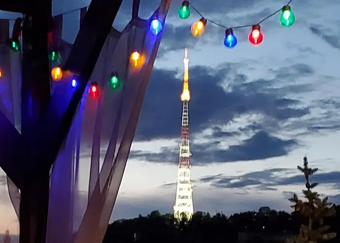 Apart-terrace On Baker Street